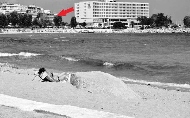 Beach Side Apart I
