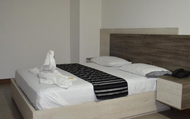 Hotel Prada Sas