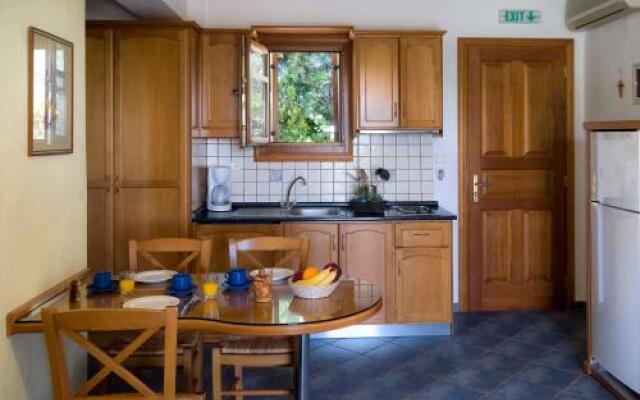 Hotel Apartments Sikia II