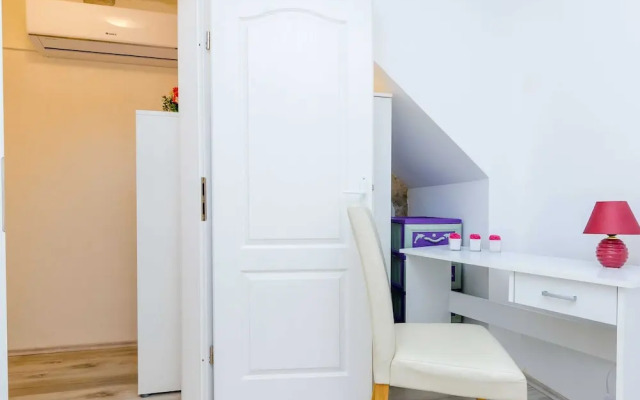 Apartment Little Star II - Two-bedroom Apartment With City View