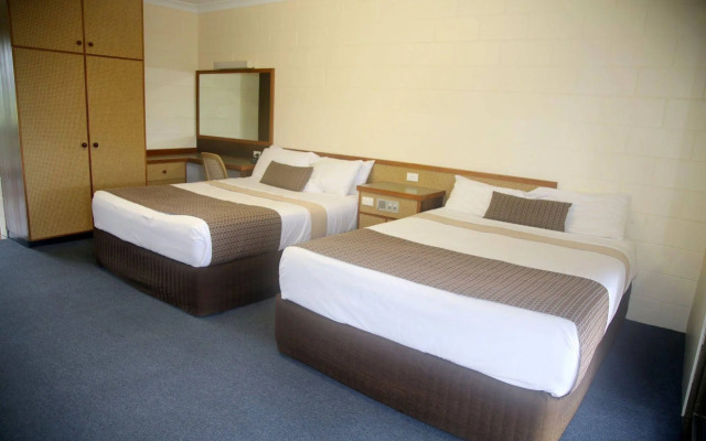 Cannonvale Reef Gateway Hotel