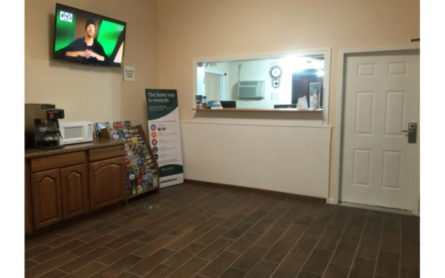 Americas Best Value Inn Elm Creek