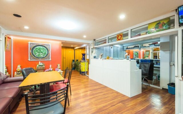 Longzhu Guesthouse