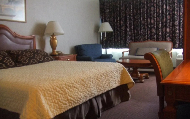 A Victory Inn & Suites - Muskegon