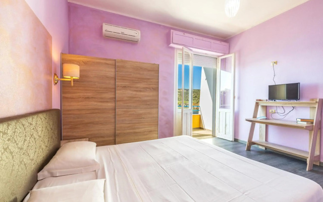 Отель Calamosca