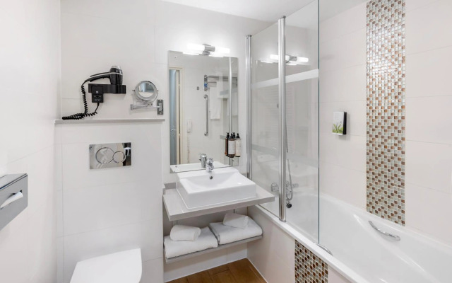 Royal Regency Paris Vincennes