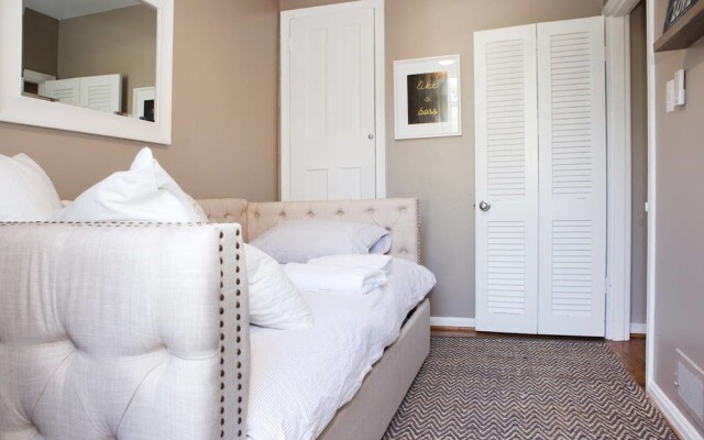 Cozy Home in Prestigious Georgetown