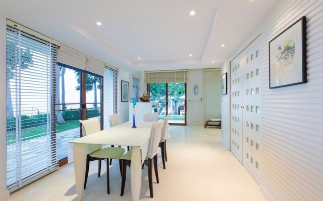 Baan LonSai Beachfront Condominium
