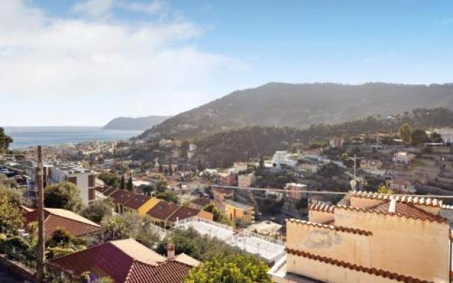 Flat 3 Bedrooms 1 Bathroom - Alassio