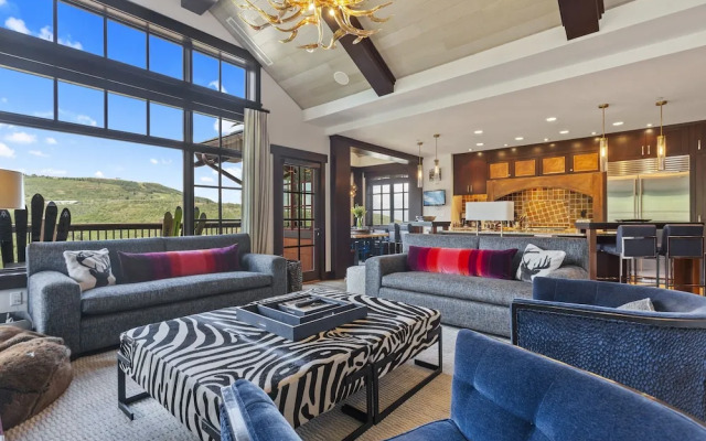 Flagstaff Lodge at Deer Valley Resort - Four Bedroom Residence #507 4 Condo