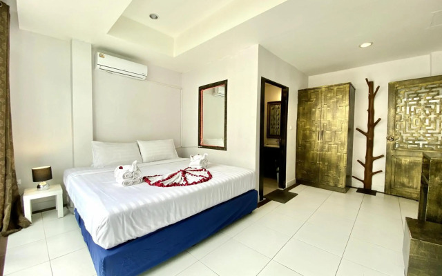 Long Beach Hotel Patong