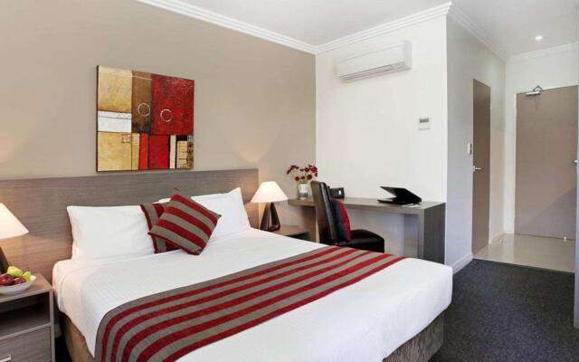 Best Western Plus Camperdown Suites