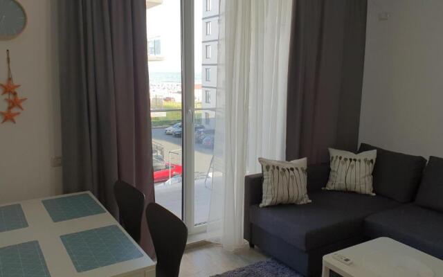 Belle Sea View Apartment Mamaia