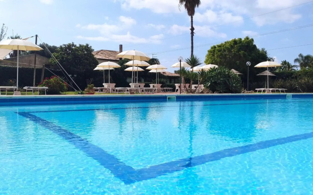 Hotel Relax