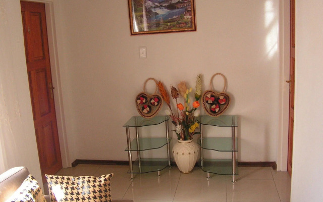 Moshitametsi Guesthouse