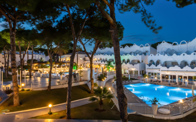 Marbella Resort 9 Pool Whirlpool Sauna