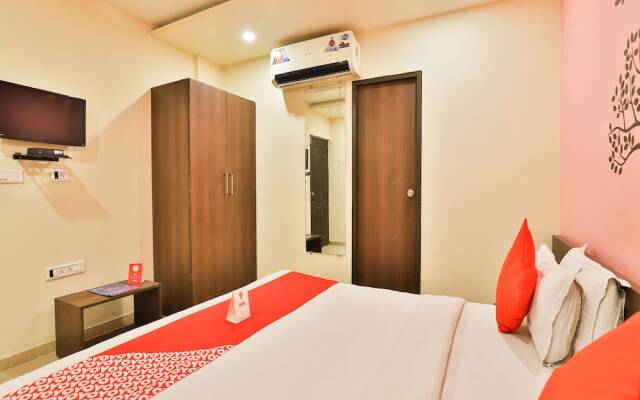 OYO 2466 Laljis Hotel