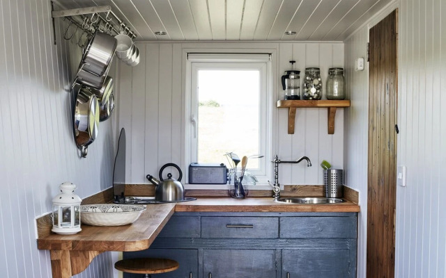 Extraordinary Huts