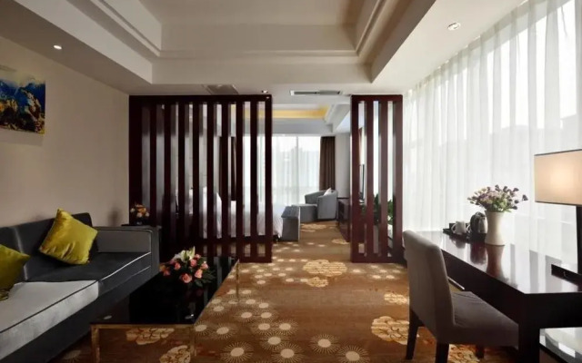 Howdy Smart Hotel Women Shoe City Branch