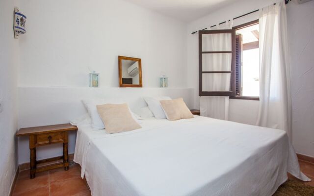 Villa en Cala Serena en primera linea de mar