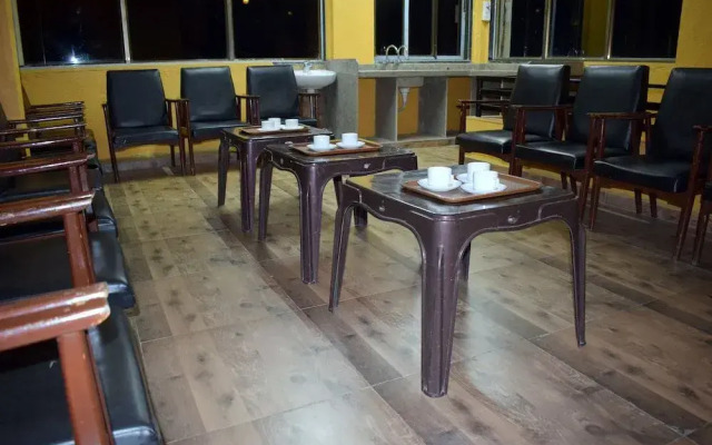 Hotel Kansar Palace
