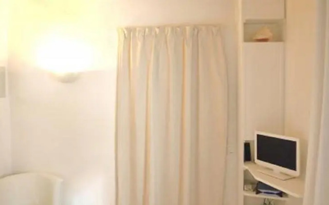 Studio - Marais District