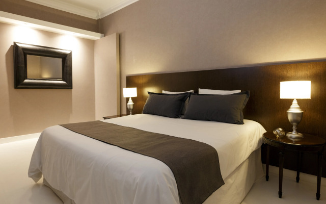 1253 Recoleta Small Hotel