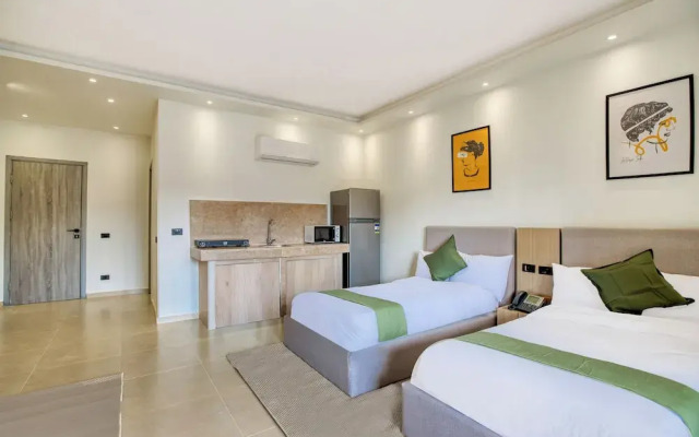 Seven Stays Zayed