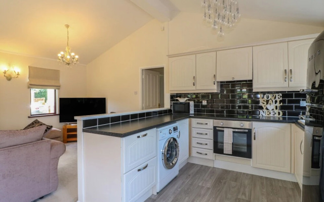27 Brocklehurst