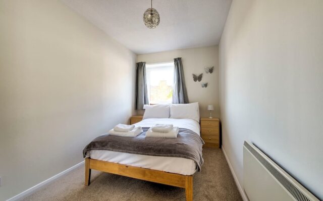 Spacious 2bed Close to City Centre