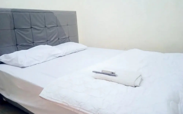 Makaliwe Mitra RedDoorz