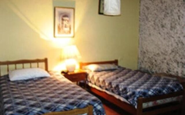 Blue House Backpacker Hostel