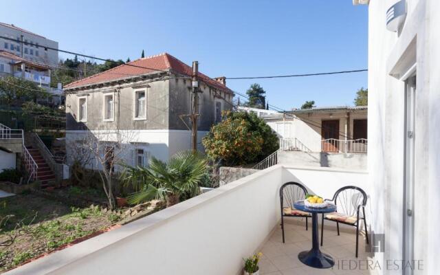 Apartment Rufescens A47