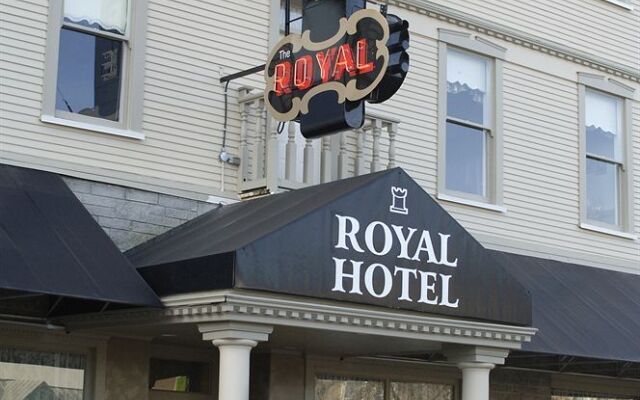 Royal Hotel