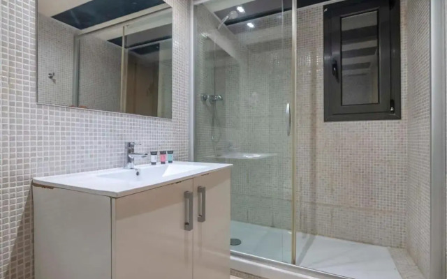 Modern and bright apartment in Eixample 4-2