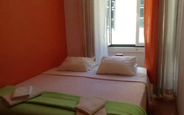 Lisbon Happy Hostel by Sweet Home Hospedagem