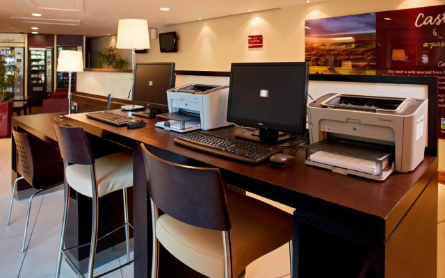Courtyard by Marriott London Gatwick Airport