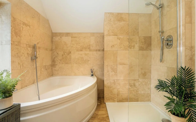 Stunning 3BD Oxfordshire Home in Enstone