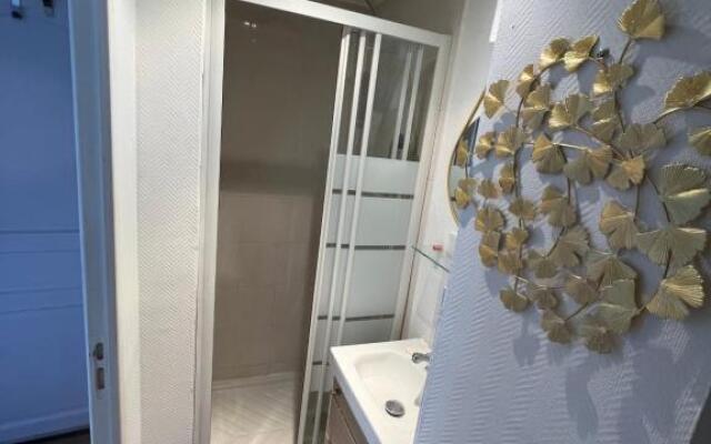 Petit F2 fonctionnel plein centre et proche gare