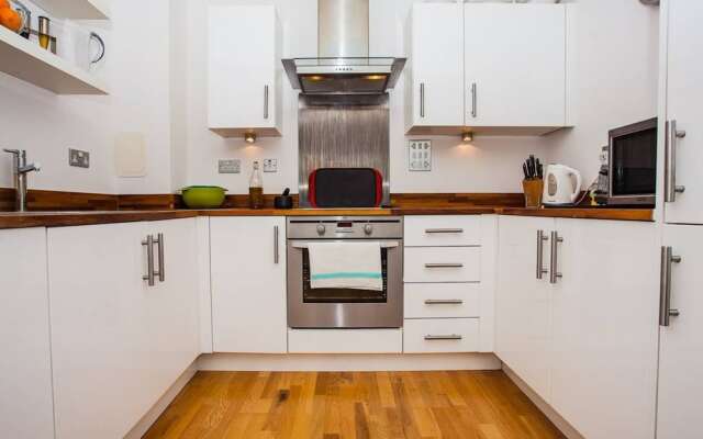 Lovely 1 Bed Apartment in Fantastic Location