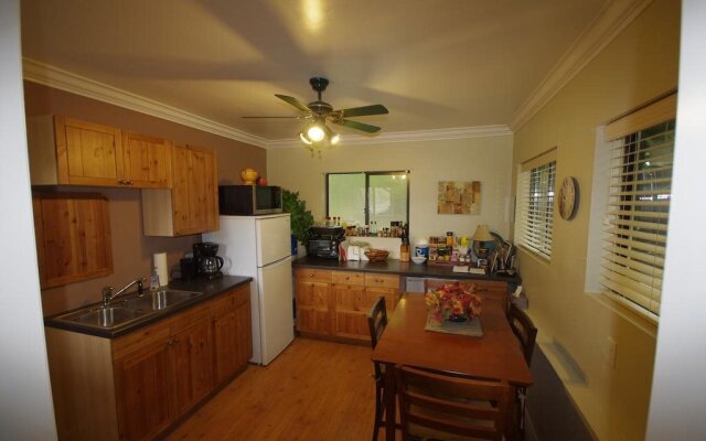 The Fraser River's Edge B&B Lodge