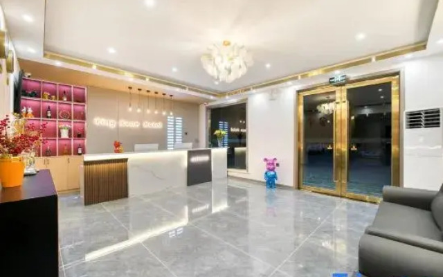 Tingting Luxury Hotel