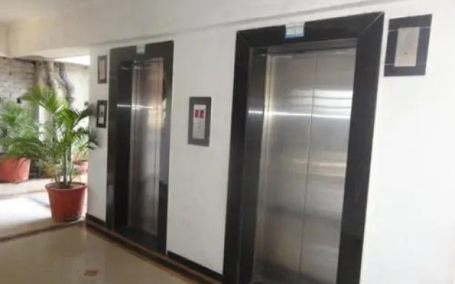 Cosmos Luxury Service Apartment
