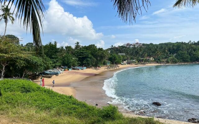 Surf Paradise Hotel