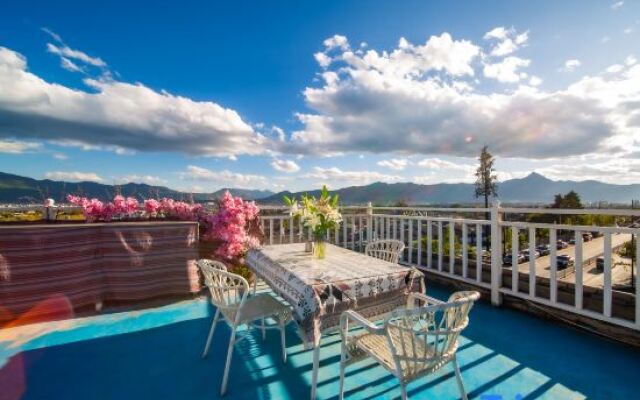 Qinshi Mingyue Xiangting Inn