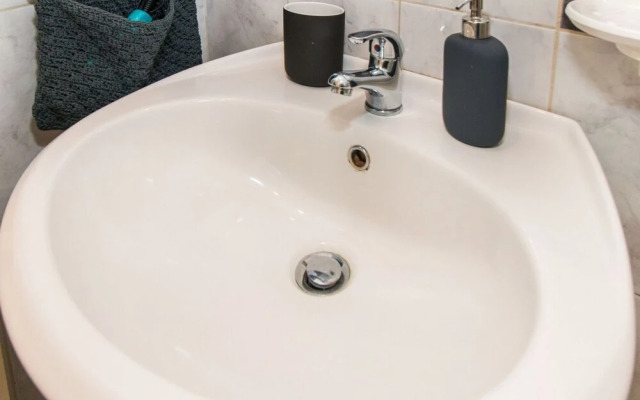 Bright Mini Apartment Valentino