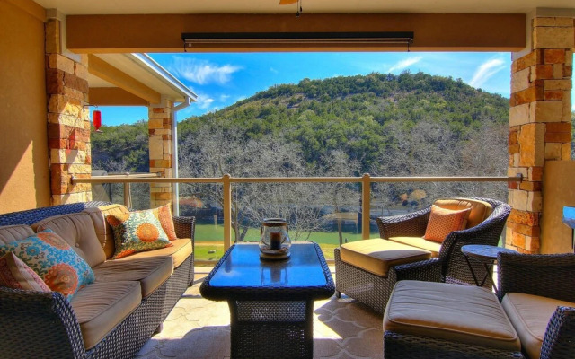 Cliffside Paradise RG 308