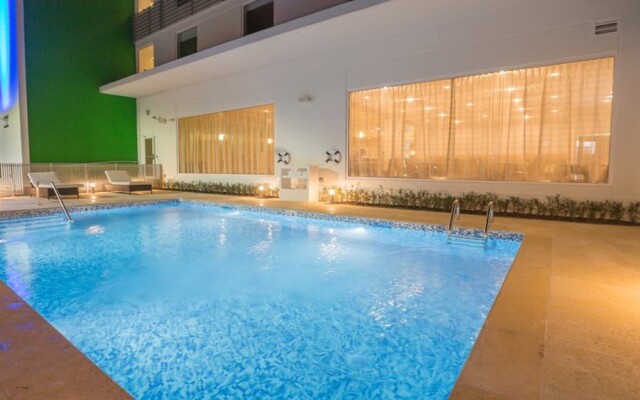 Holiday Inn Express & Suites Victoria - Colwood by IHG