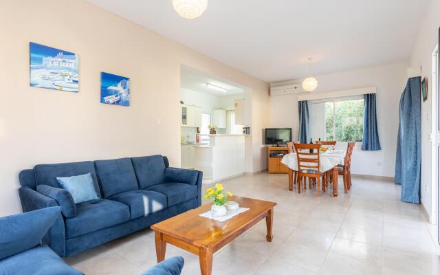 Villa Lela Pente Large Private Pool Walk to Beach A C Wifi Car Not Required Eco-friendly - 2167
