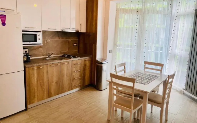 The Anchor in Complexul Alezzi Beach Resort